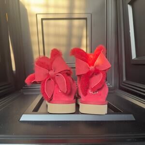 UGG CLASSIC MININ BAILEY HERITAGE BOW